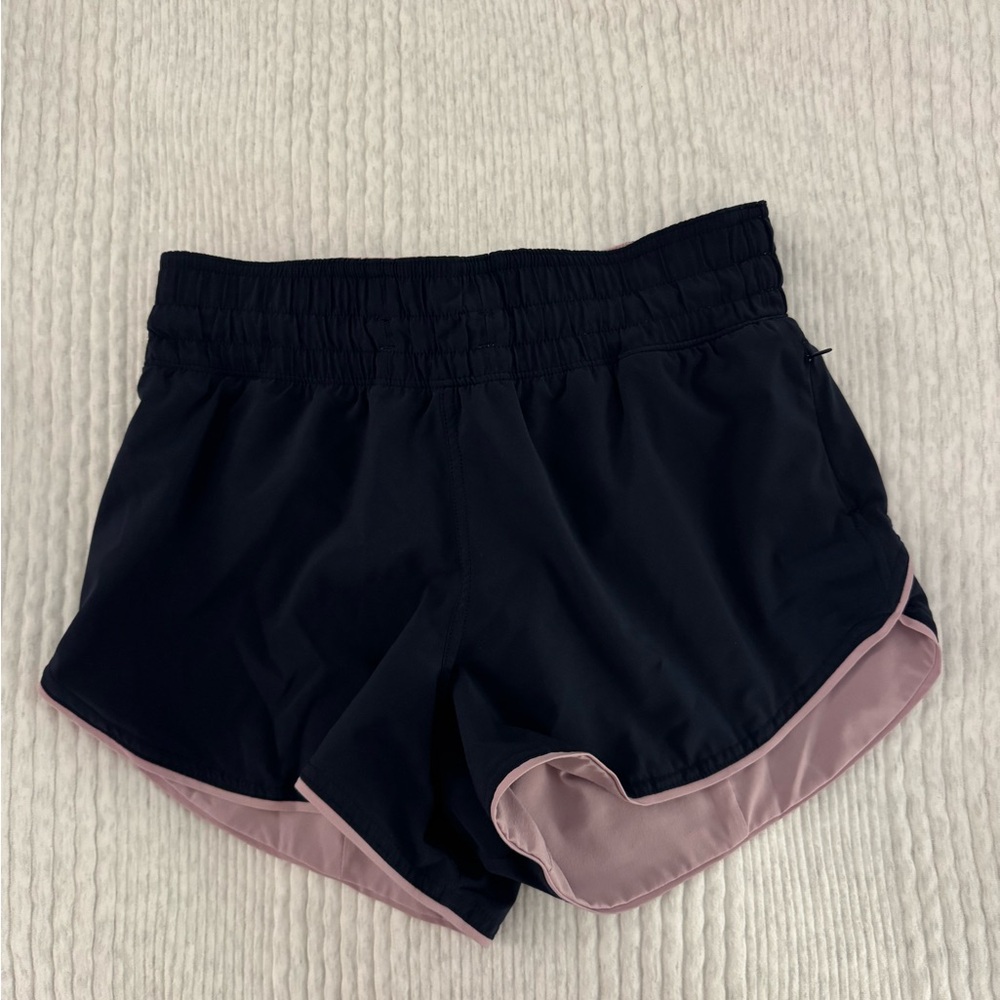 Lululemon reversible shorts